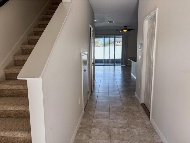 Building Photo - 7079 Woodchase Glen Dr