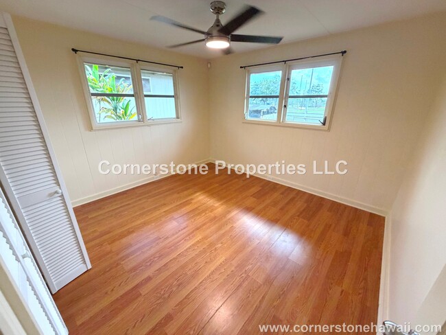 Building Photo - 1468 Noelani St