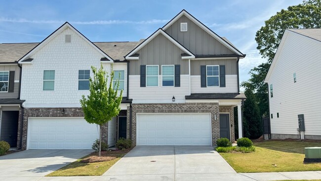 Building Photo - 4679 Fullerton Dr