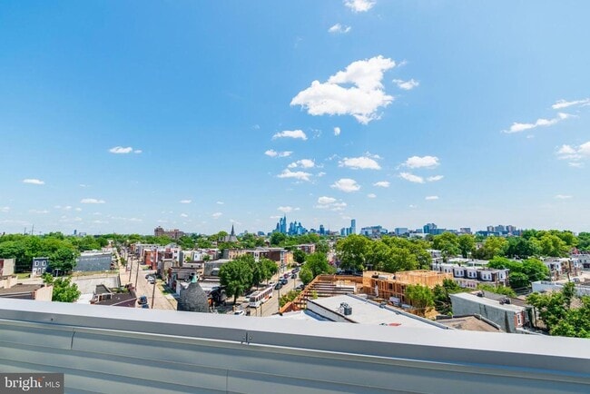 Building Photo - 4408 Lancaster Ave