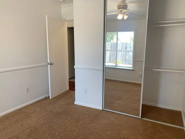 Building Photo - One Story Home with 2 Car Garage