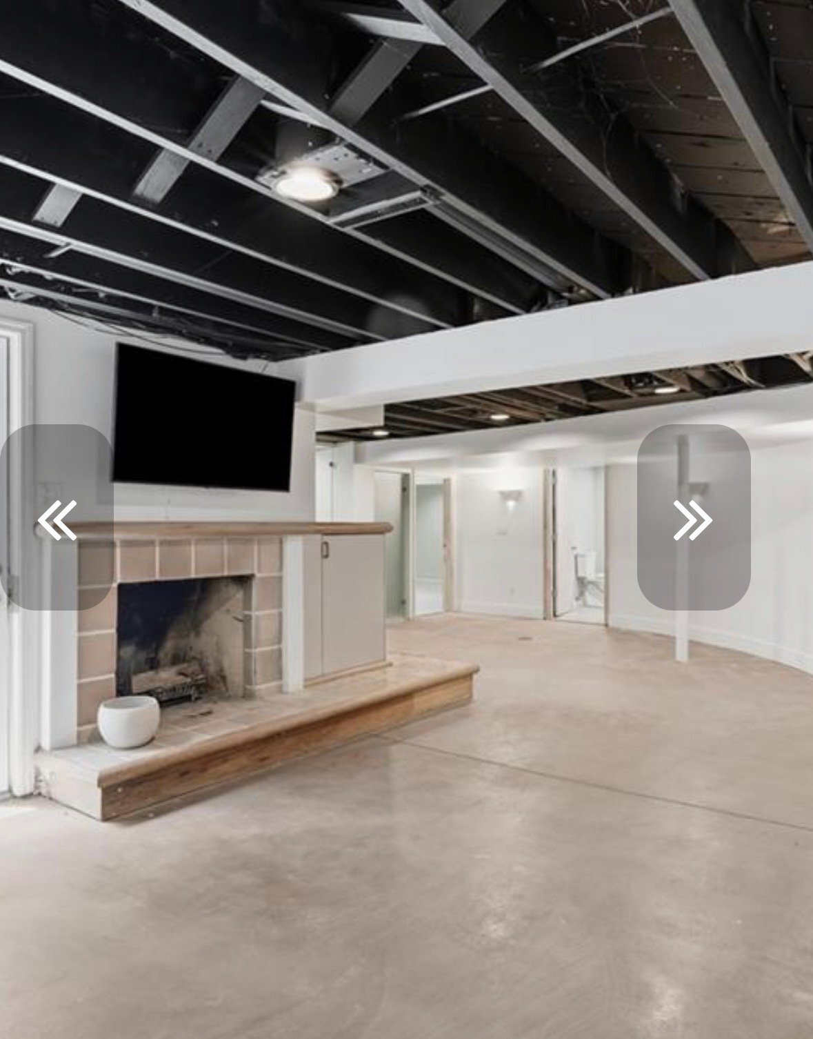 Building Photo - 9821 Pembroke Ln