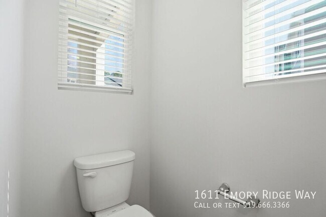 Building Photo - 1611 Emory Ridge Way