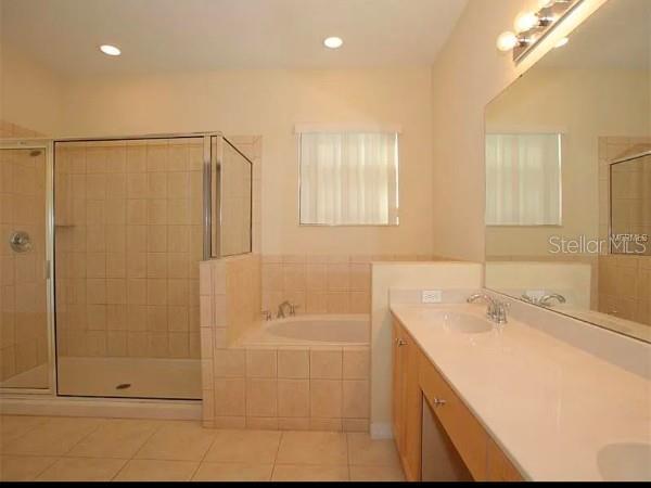 Building Photo - 1343 Clove Dr