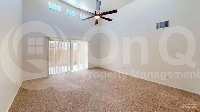 Building Photo - 8142 N Peppersauce Dr