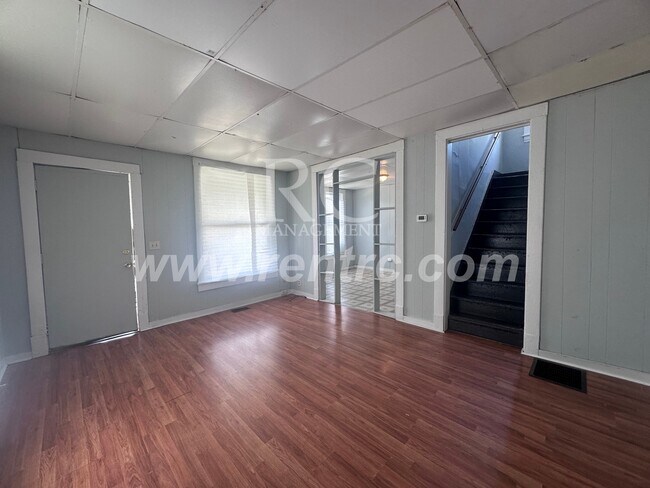 Building Photo - 1135 Jackson-