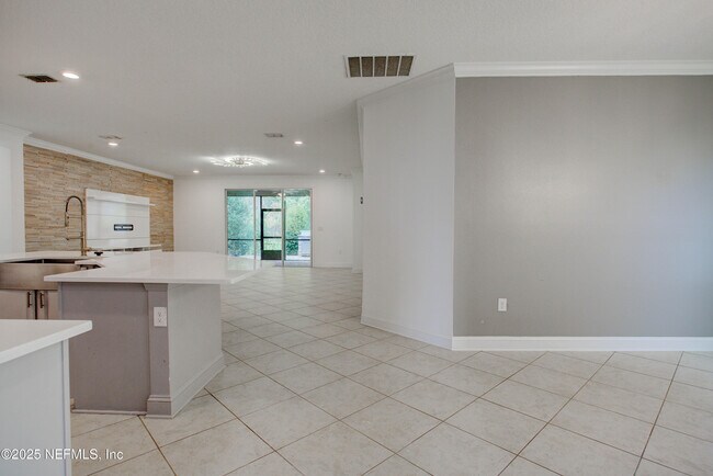 Building Photo - 174 Antilles Rd