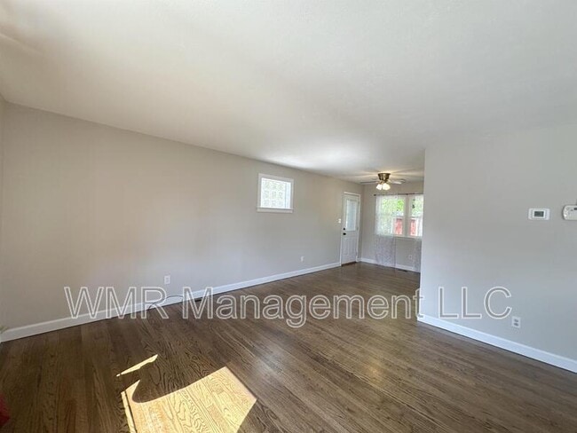 Building Photo - 6602 Winthrop Dr