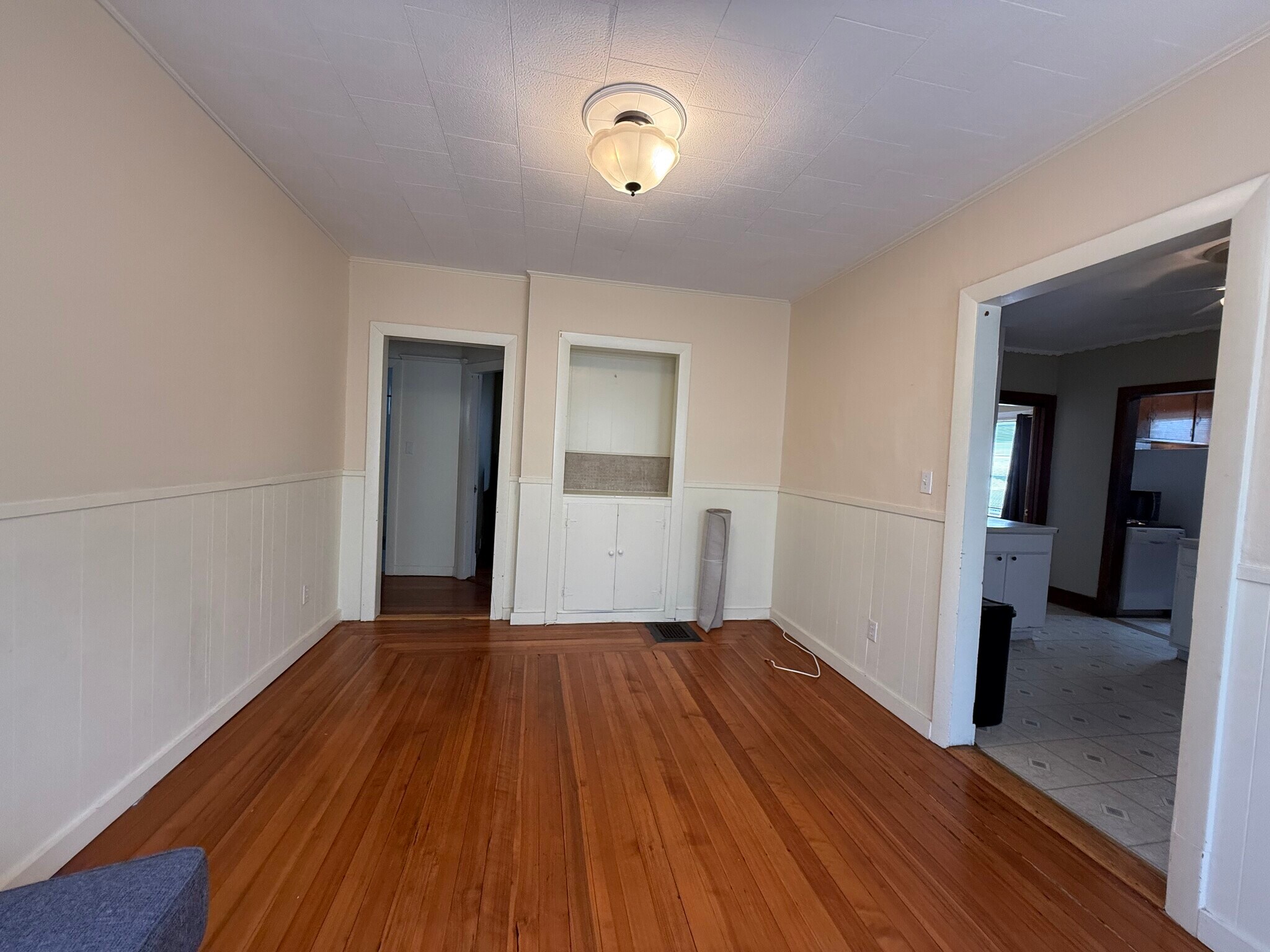 Building Photo - 53 Litchfield St