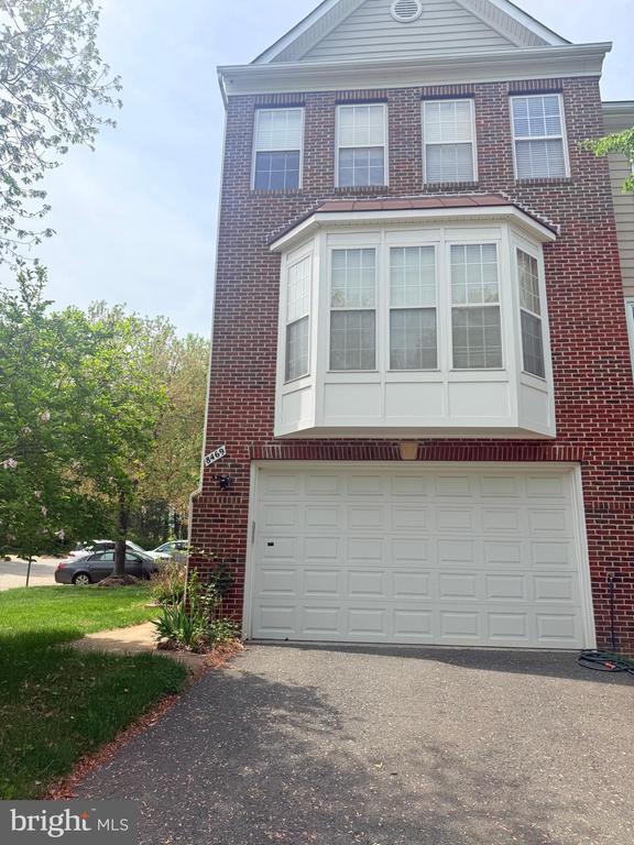 Building Photo - 8469 Silverdale Rd