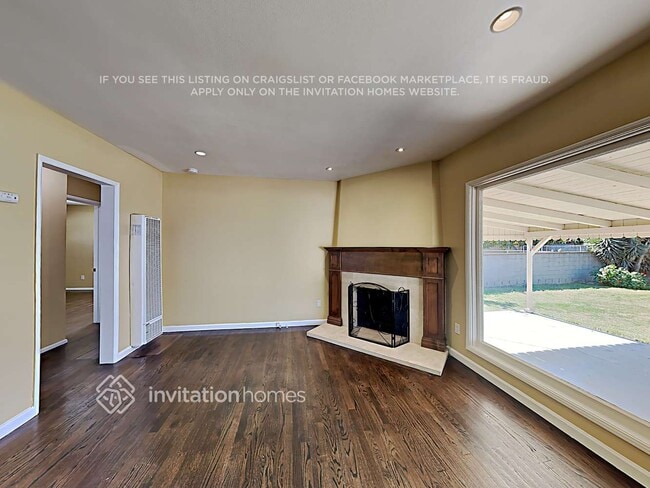 Building Photo - 10958 Choisser St