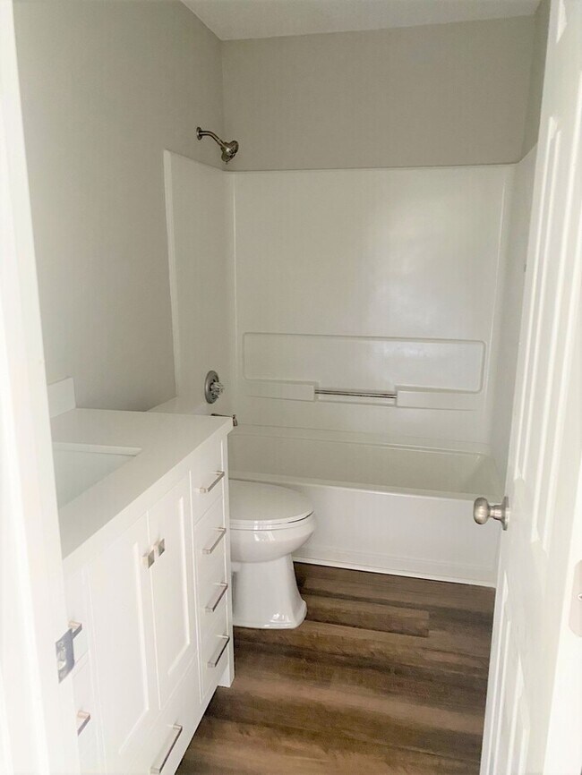 Building Photo - Remodeled Home