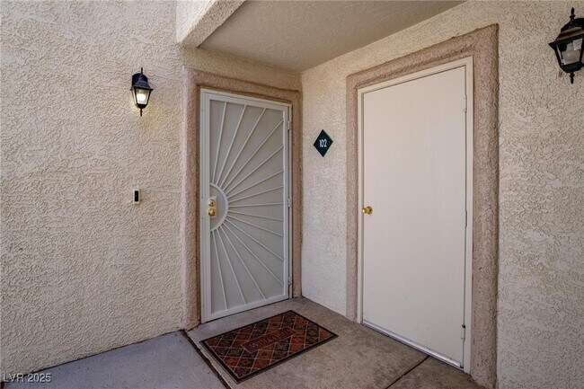 Primary Photo - 7905 Idledale Ct