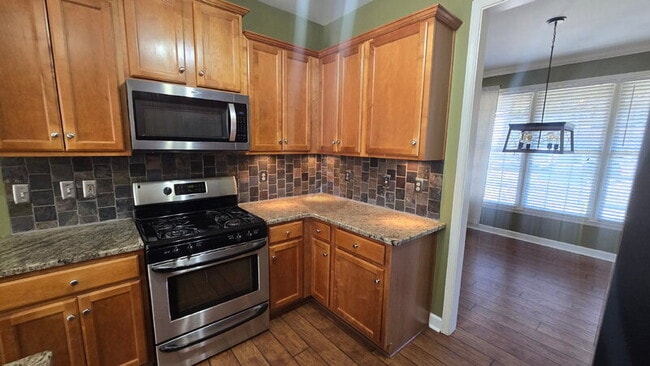 Building Photo - 203 Elmbrook Ln