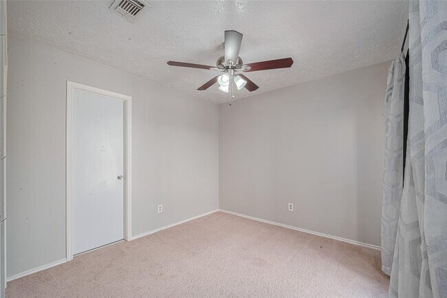 Building Photo - 9302 Bristlebrook Dr