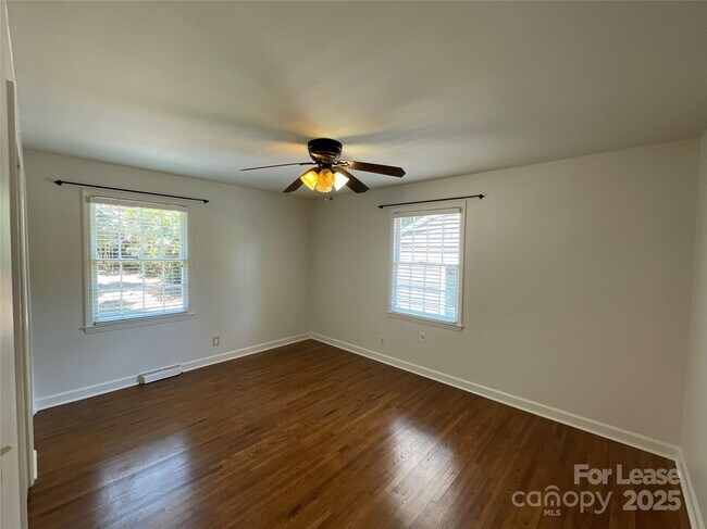 Building Photo - 3917 Kitley Pl