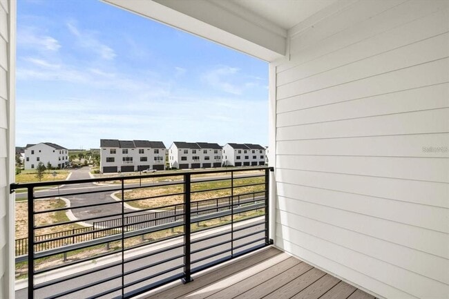 Building Photo - 15489 Hamlin Pk Dr