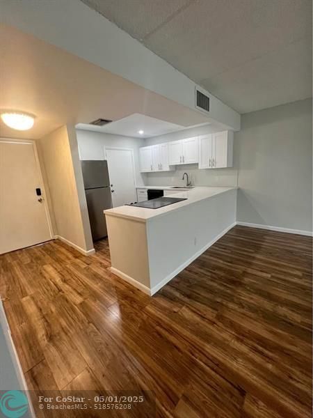 Building Photo - 4500 N Flagler Dr