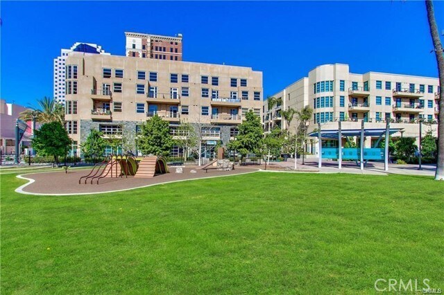 Building Photo - 133 The Promenade N