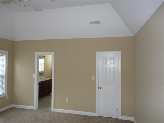 Building Photo - 131 W Chinaberry Ct