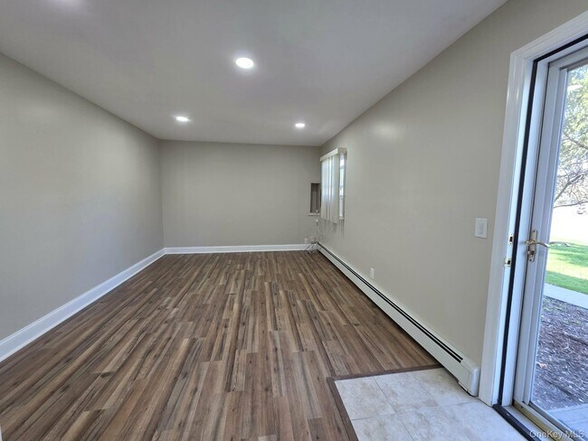 Building Photo - 308 Browns Rd