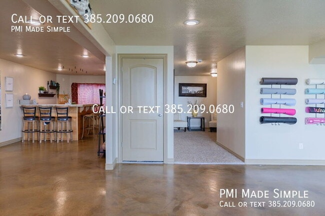 Building Photo - 1777 Crimson Oak Dr