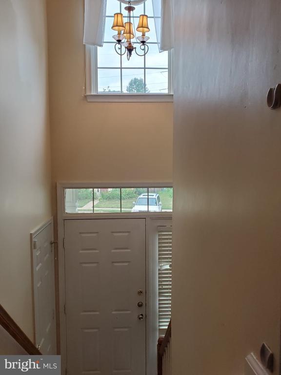 Building Photo - 45515 Cambers Trail Terrace