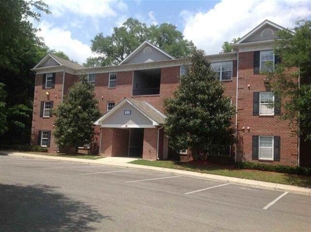 Building Photo - 3000 S Adams St