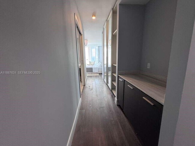 Building Photo - 3250 NE 188th St