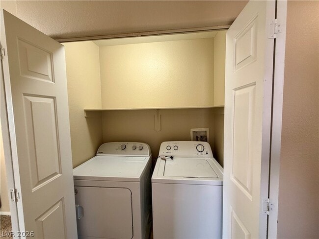 Building Photo - 4055 Asante Cove St