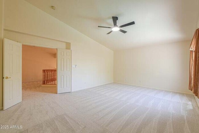 Building Photo - Stunning Cobble Creek II home with pool an...