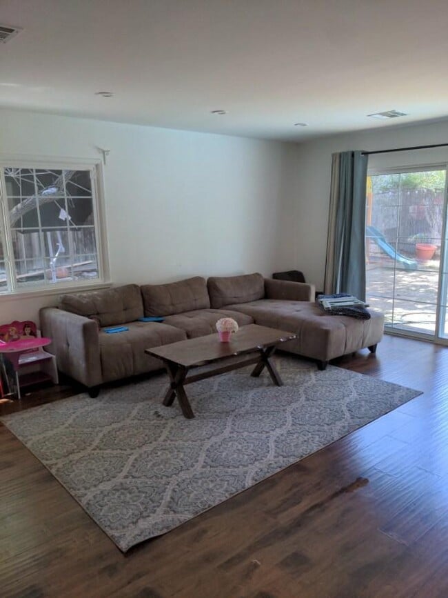 Building Photo - 6171 Elba Pl