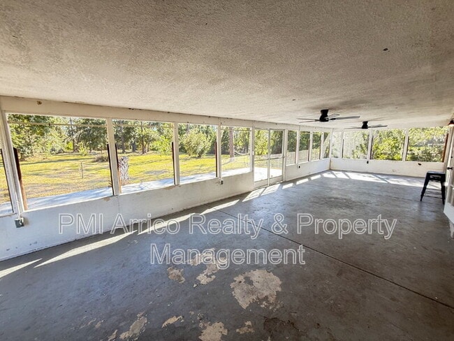 Building Photo - 13670 Highland Rd