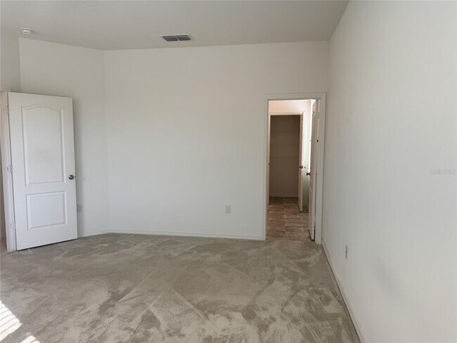 Building Photo - 279 Sunfish Dr