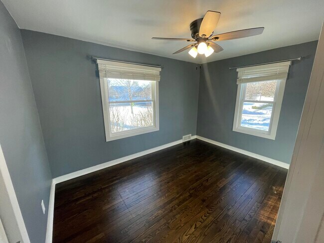 Building Photo - 8380 Huron River Dr