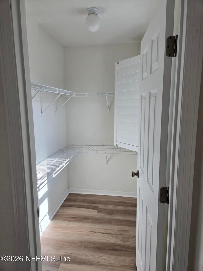 Building Photo - 12231 Vista Point Cir