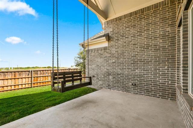 Building Photo - 1104 Stallion Ln