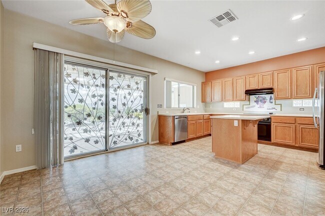 Building Photo - 1771 Sebring Hills Dr