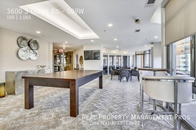 Building Photo - 3600 S Glebe Rd