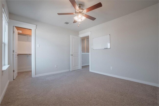 Building Photo - 2202 Rocoso Trl