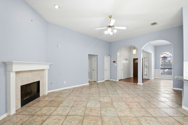 Building Photo - 20714 Delta Wood Trail