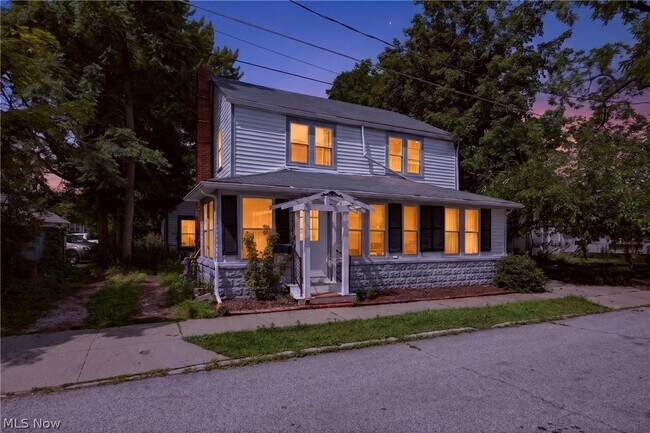 Building Photo - 38257 Prospect St