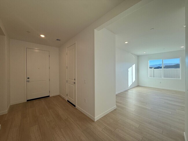 Building Photo - New Construction 4 bedroom