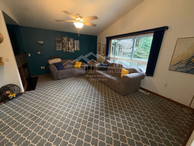 Building Photo - 70051 Stage Rd