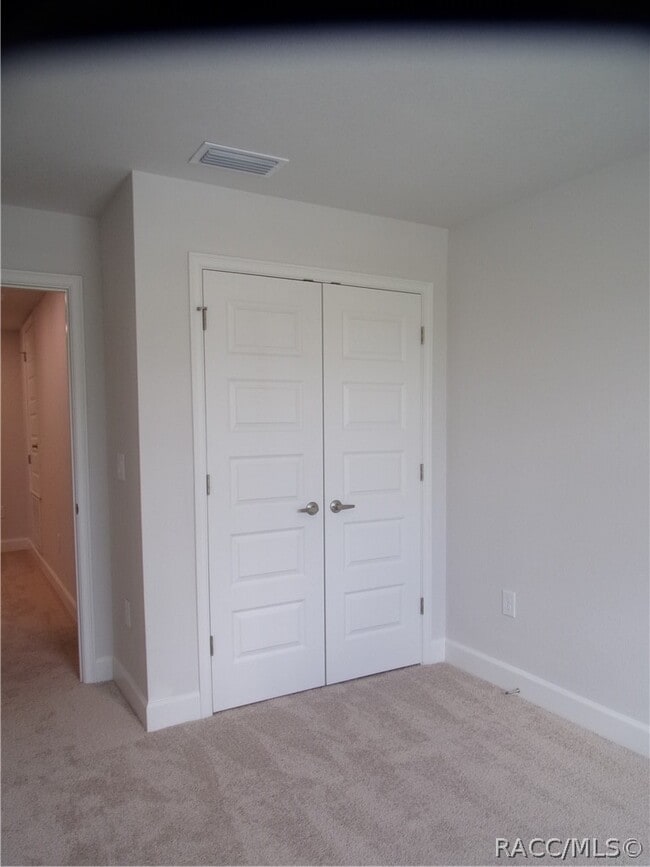 Building Photo - 215 Bittern Lp