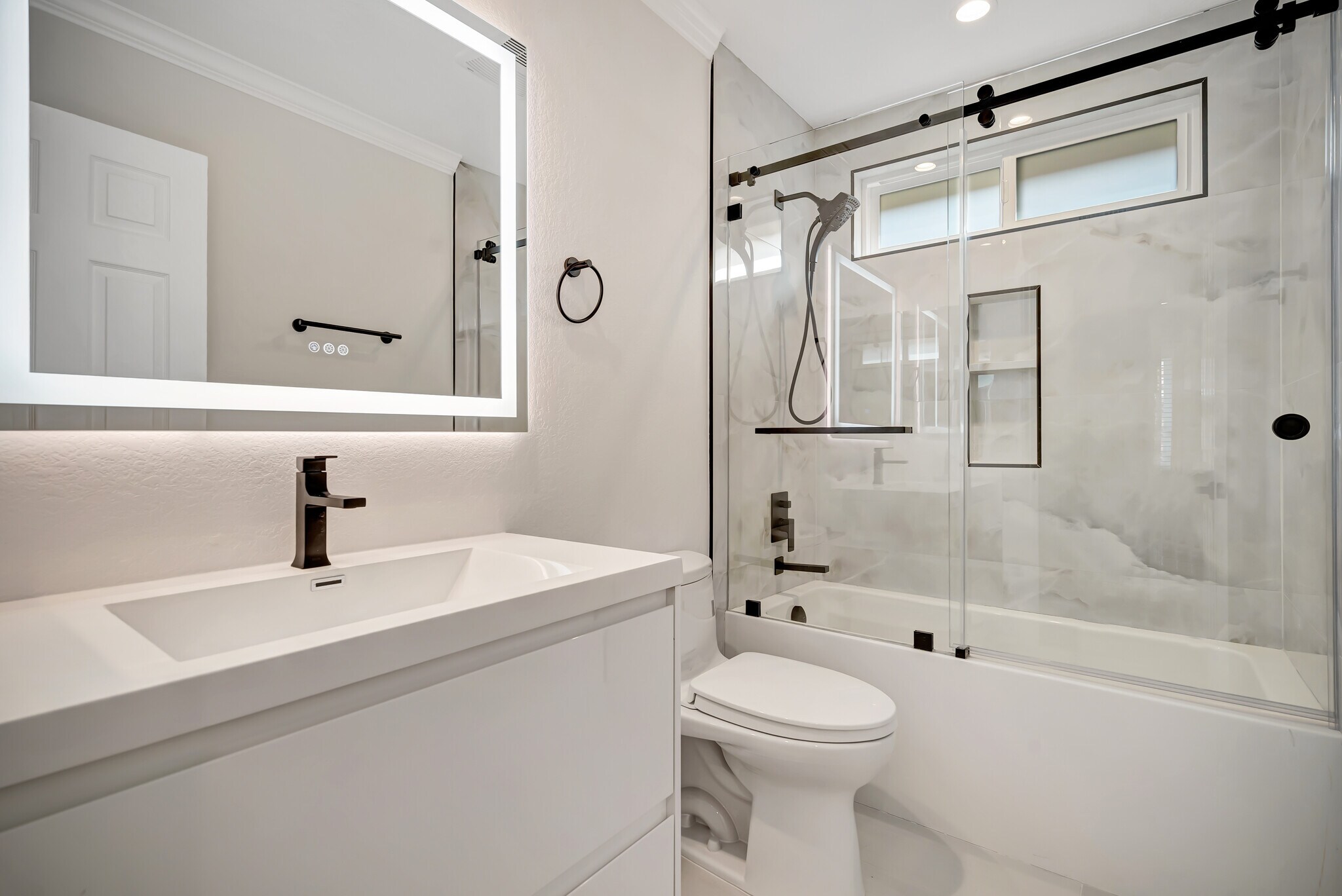 Building Photo - 4016 Cam Plano