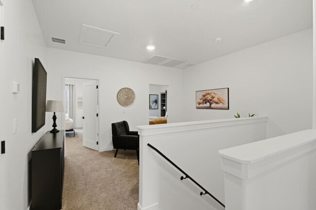 Building Photo - 1702 Ripple Rock Dr