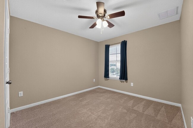 Building Photo - 2130 Silver Maple