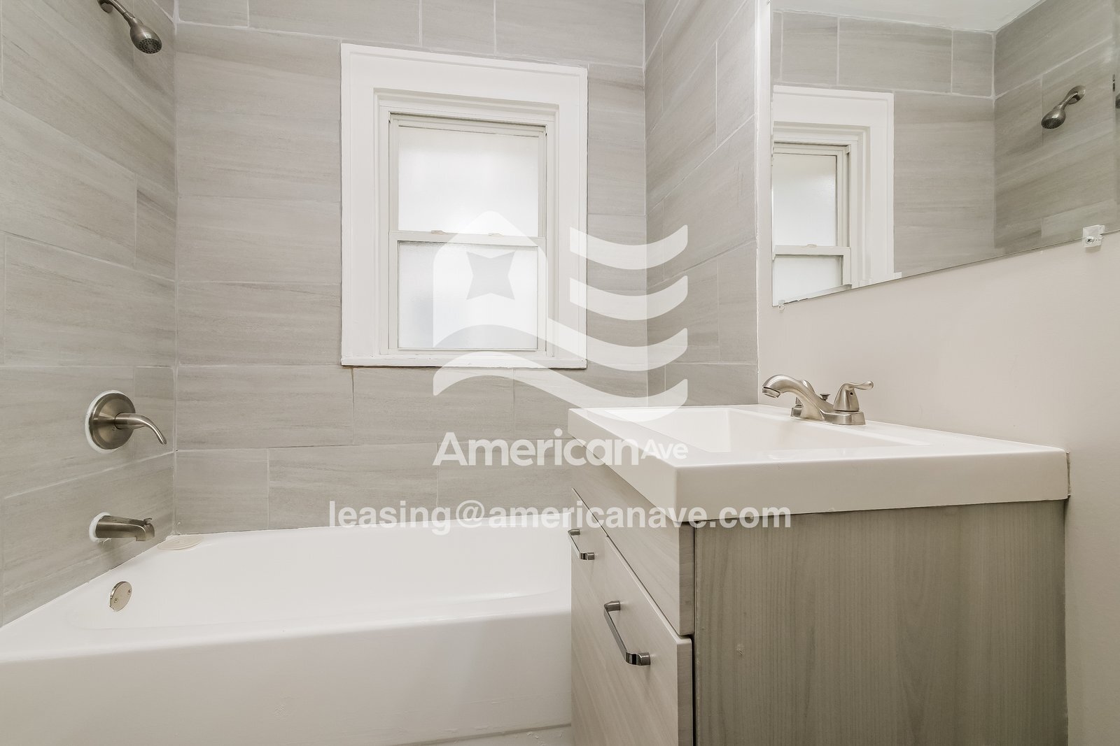 Building Photo - 2201 E 59th St