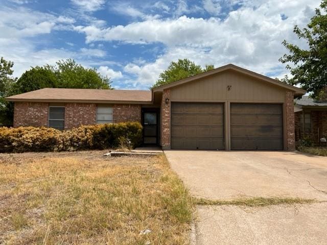 Primary Photo - 1681 Chachalaca Ln
